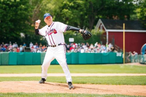 Phil Niekro Pitching photograph, 2017 May 27