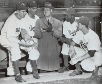 George Sisler with Group photograph, 1947 April 23