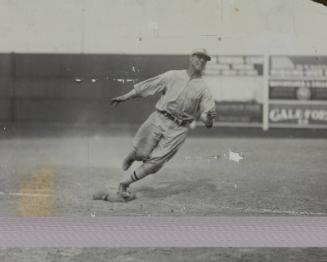 George Sisler Base Running photograph, probably 1928