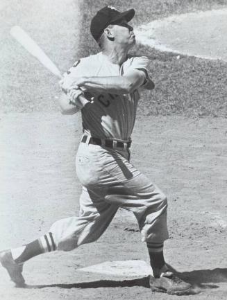 Nellie Fox Batting photograph, 1960 July 24