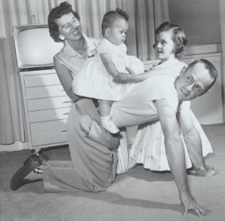 Nellie Fox with Family photograph, 1957 June 10