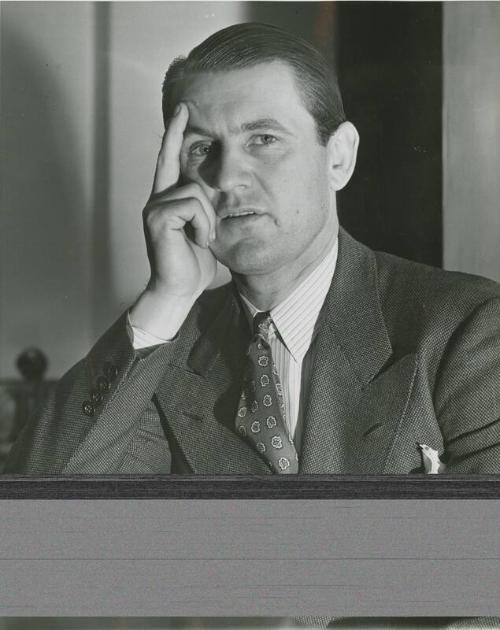 Lefty Gomez Portrait at Court photograph, 1938 May 06