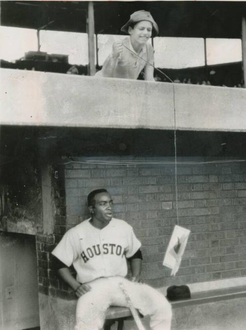 Fan Trying to Get Joe Morgan's Autograph photograph, 1965 May