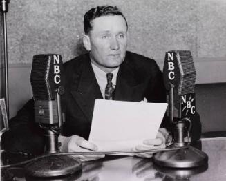 Walter Johnson Giving a Talk photograph, 1938 November 07