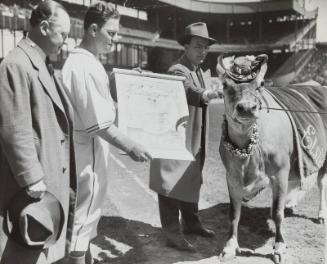 Mel Ott Award photograph, probably 1944