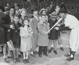 Mel Ott with Children photograph, probably 1948