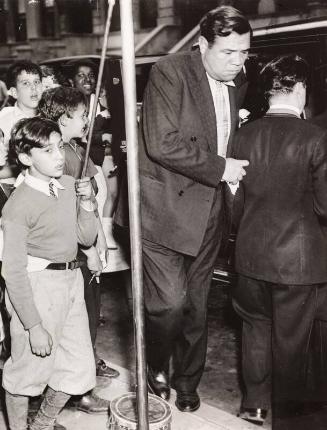 Babe Ruth and Children photograph, 1935 June