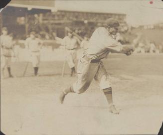 Honus Wagner Batting photograph, between 1904 and 1909