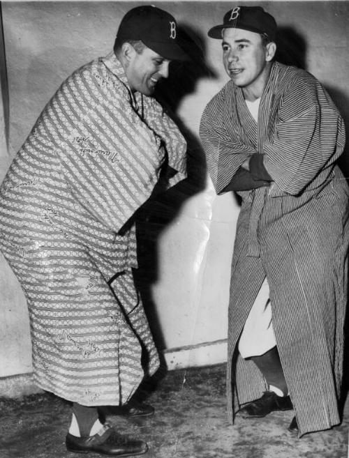 Carl Erskine and Pee Wee Reese Bowing photograph, 1956