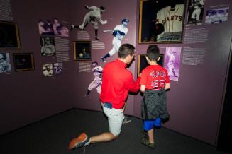 Fans at the National Baseball Hall of Fame and Museum photograph, 2017 May 26