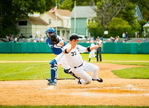 Aaron Rowand Sliding photograph, 2017 May 27