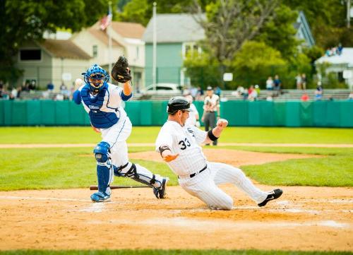 Aaron Rowand Sliding photograph, 2017 May 27