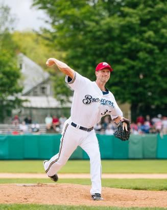 Steve Woodard Pitching photograph, 2017 May 27