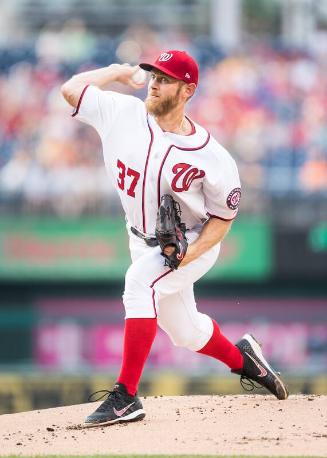 Stephen Strasburg Pitching photograph, 2017 June 12