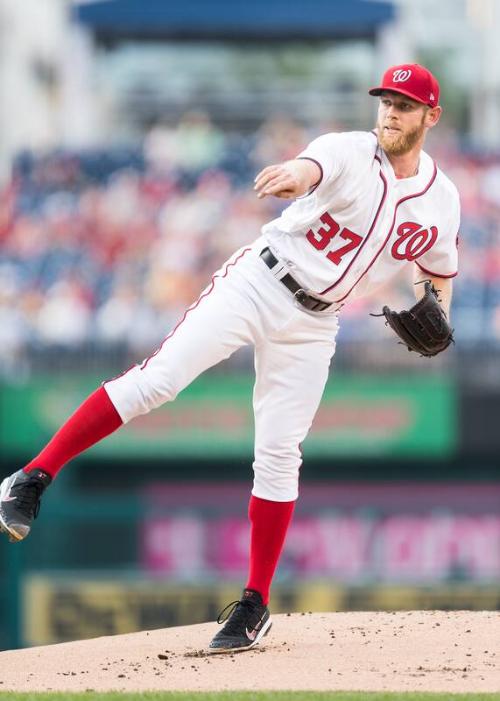 Stephen Strasburg Pitching photograph, 2017 June 12