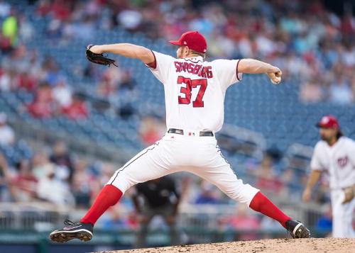 Stephen Strasburg Pitching photograph, 2017 June 12