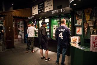 Fans at the National Baseball Hall of Fame and Museum photograph, 2017 May 26