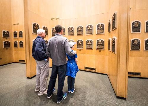 Fans at the National Baseball Hall of Fame and Museum photograph, 2017 May 26