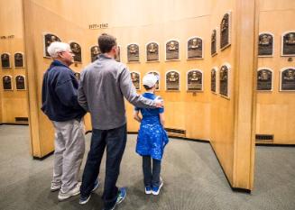 Fans at the National Baseball Hall of Fame and Museum photograph, 2017 May 26