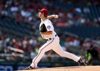 Max Scherzer Pitching photograph, 2017 June 11