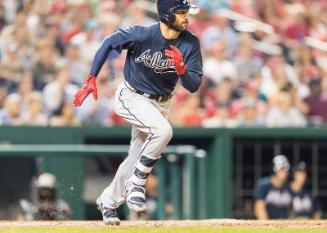 Nick Markakis Baserunning photograph, 2017 June 12