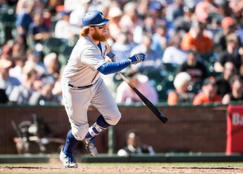 Justin Turner Baserunning photograph, 2017 April 27