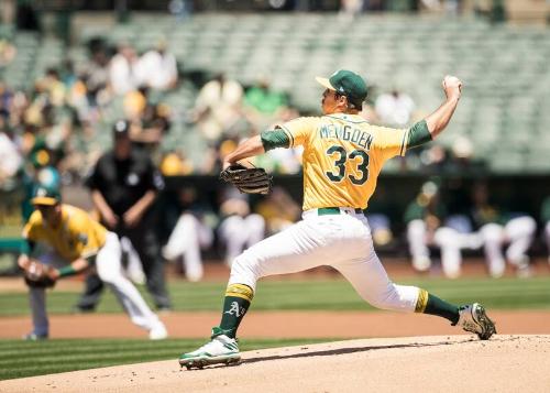 Daniel Mengden Pitching photograph, 2017 June 03