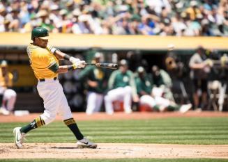 Khris Davis Batting photograph, 2017 June 04