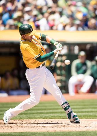 Ryon Healy Batting photograph, 2017 June 04