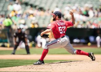 Tanner Roark Pitching photograph, 2017 June 04