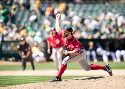 Tanner Roark Pitching photograph, 2017 June 04