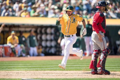 Matt Joyce Baserunning photograph, 2017 June 04