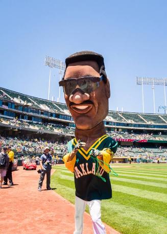 Rickey Henderson Mascot photograph, 2017 June 04