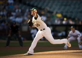 Sean Manaea Pitching photograph, 2017 June 16