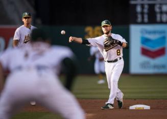 Jed Lowrie Throwing photograph, 2017 June 16