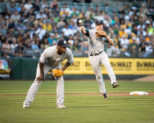 Chase Headley Throwing photograph, 2017 June 16