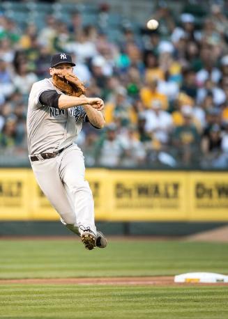 Chase Headley fielding photograph, 2017 June 16