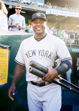 Chris Carter in the Dugout photograph, 2017 June 16