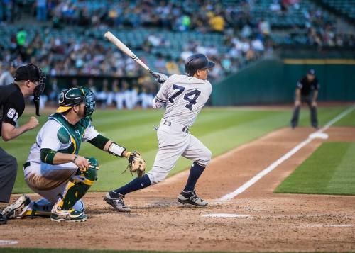 Ronald Torreyes Batting photograph, 2017 June 16