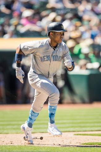 Starlin Castro Baserunning photograph, 2017 June 17