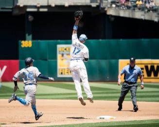 Ronald Torreyes and Yonder Alonso photograph, 2017 June 17