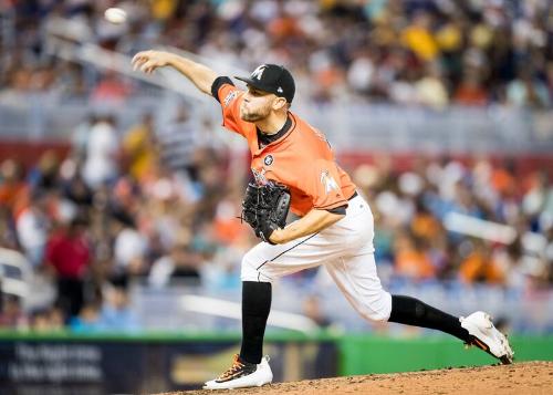 David Phelps Pitching photograph, 2017 April 30