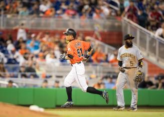 Ichiro Suzuki Running photograph, 2017 April 30