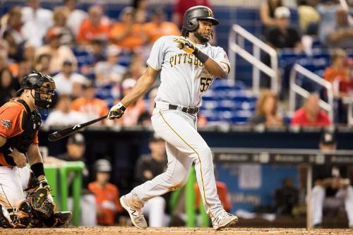 Josh Bell Batting photograph, 2017 April 30