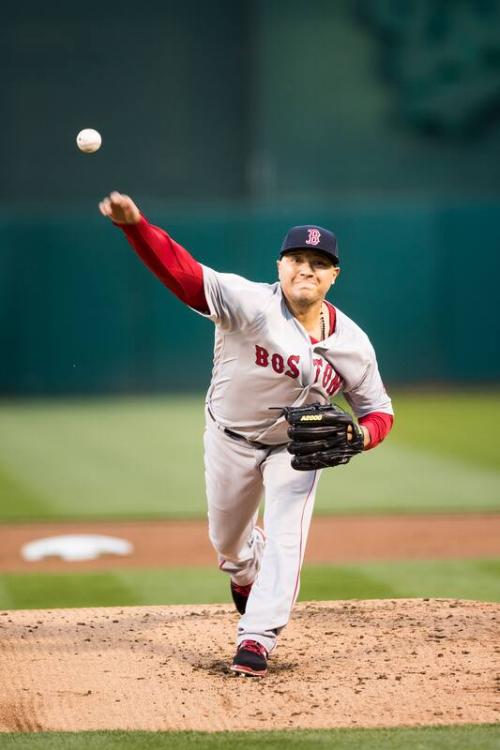 Hector Velazquez Pitching photograph, 2017 May 18