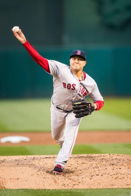 Hector Velazquez Pitching photograph, 2017 May 18