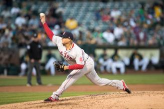 Hector Velazquez Pitching photograph, 2017 May 18