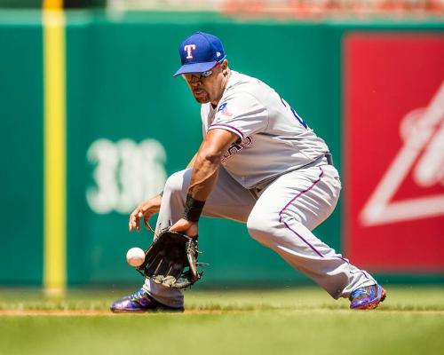 Adrian Beltre Fielding photograph, 2017 June 10