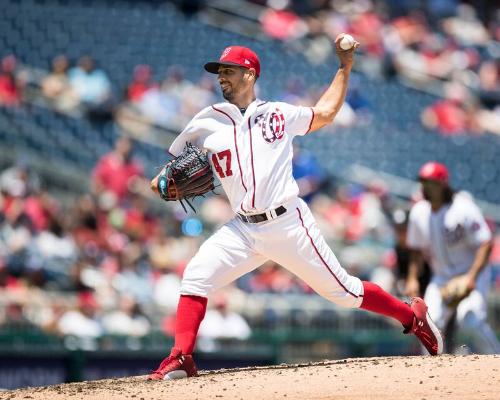 Gio Gonzalez Pitching photograph, 2017 June 10