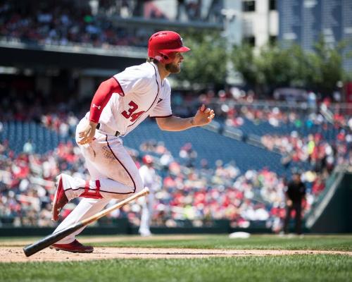 Bryce Harper Running photograph, 2017 June 10